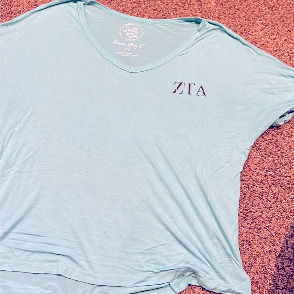 ZTA flowy v-neck shirt